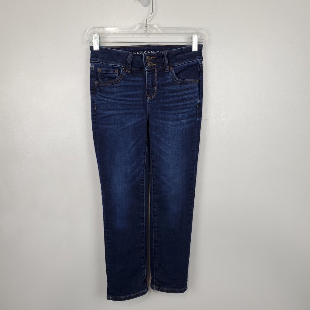 American Eagle Outfitters Artist Crop Next Level Stretch Denim Jeans Sz 0 Short
